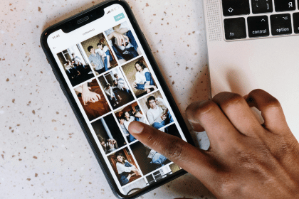 Lemmikfotode valimine telefonist külmkapimagnetite tellimiseks