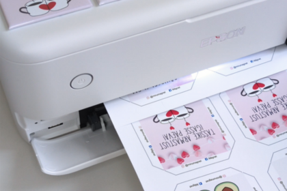Fotomeenete printimine spetsiaalsele paberile – käsitööna valmistatud külmkapimagnetid